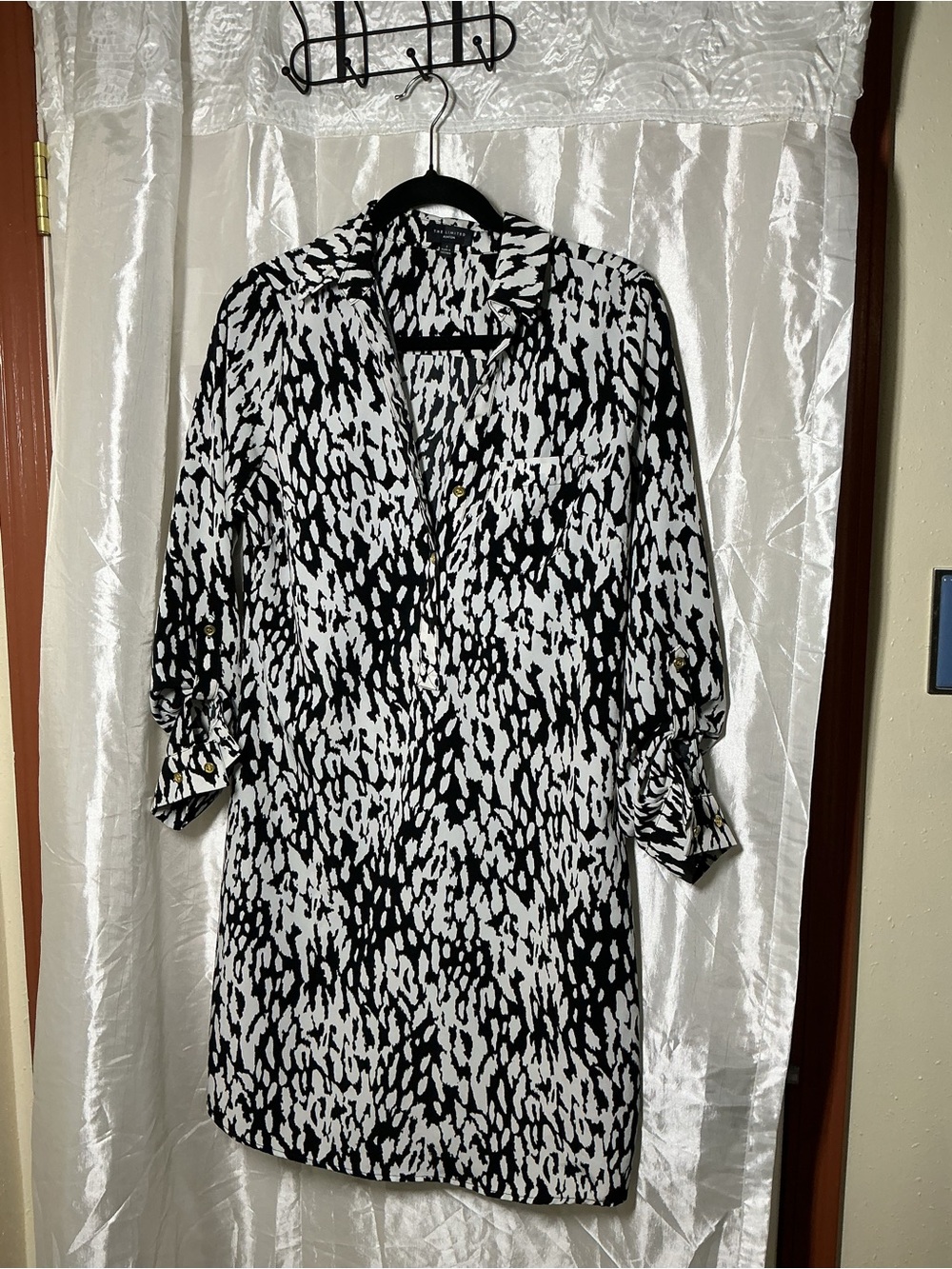 The Limited Black & White Abstract Printed Button-Down dress